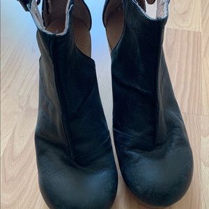 Free People black clogs size 10
